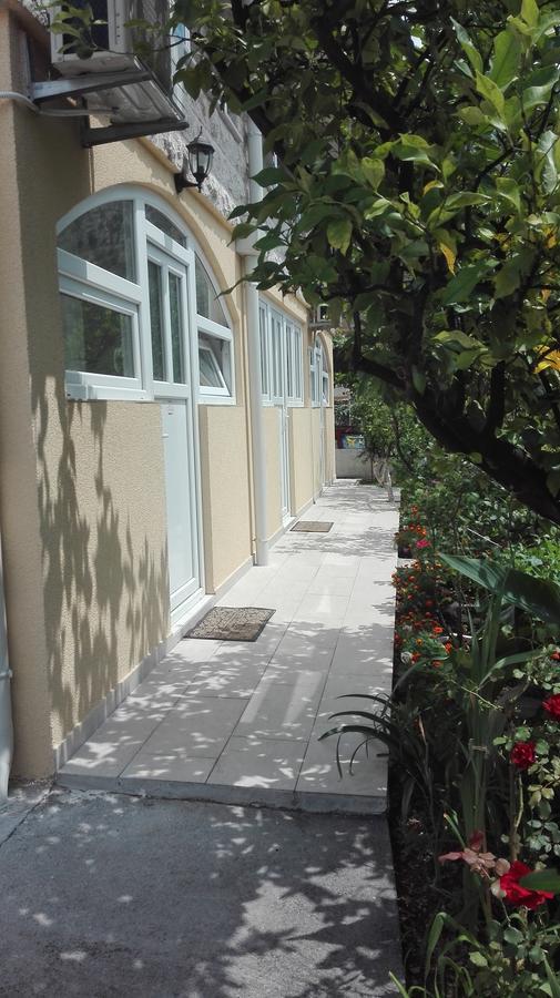 Kotor Kelly Apartments ภายนอก รูปภาพ
